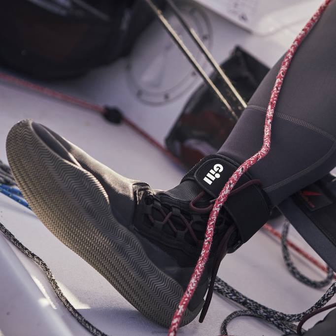 TDHL330 Black & Orange Edge BootsGill Marine